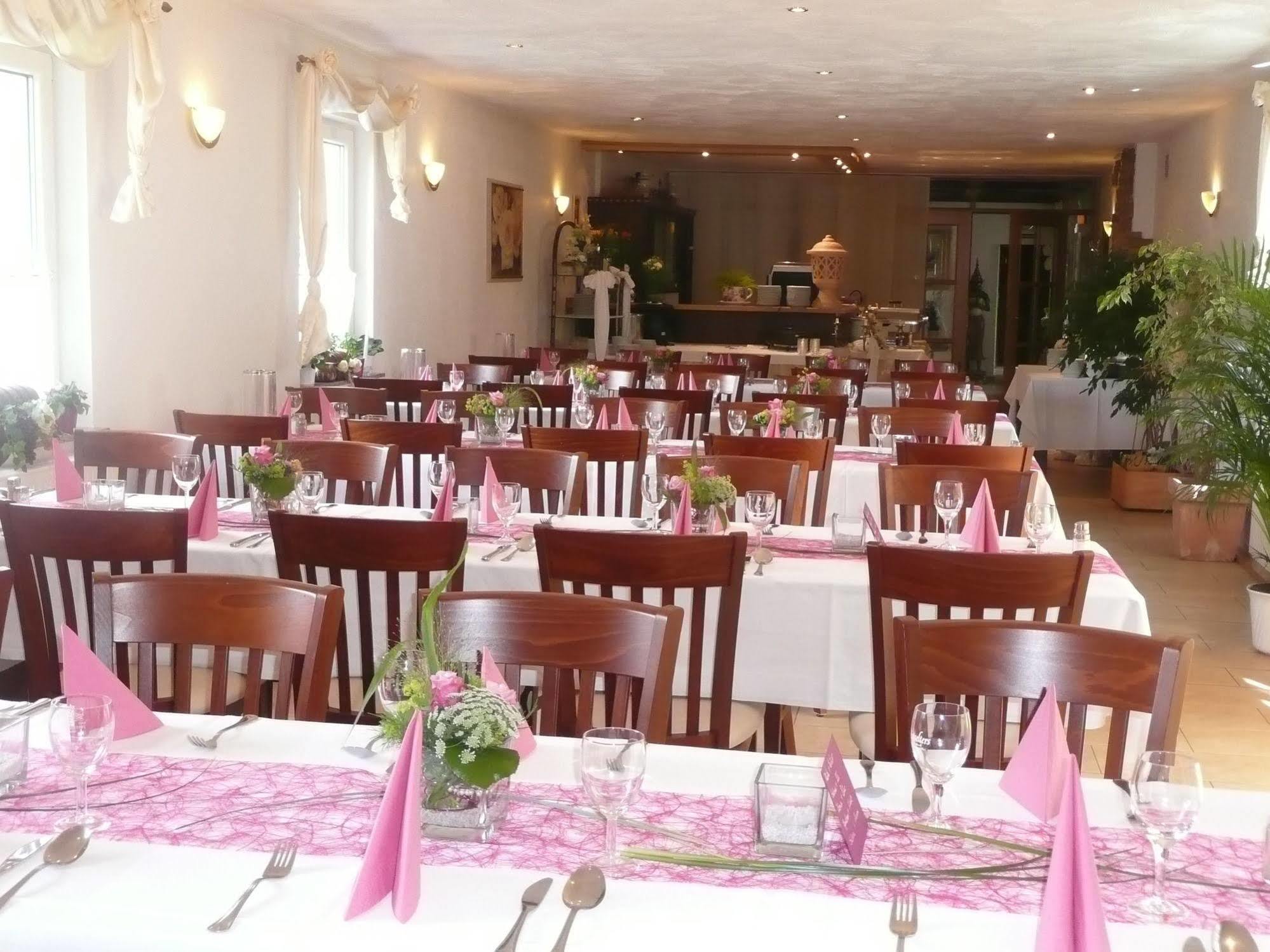 Landgasthaus Bonn Baunatal Bagian luar foto