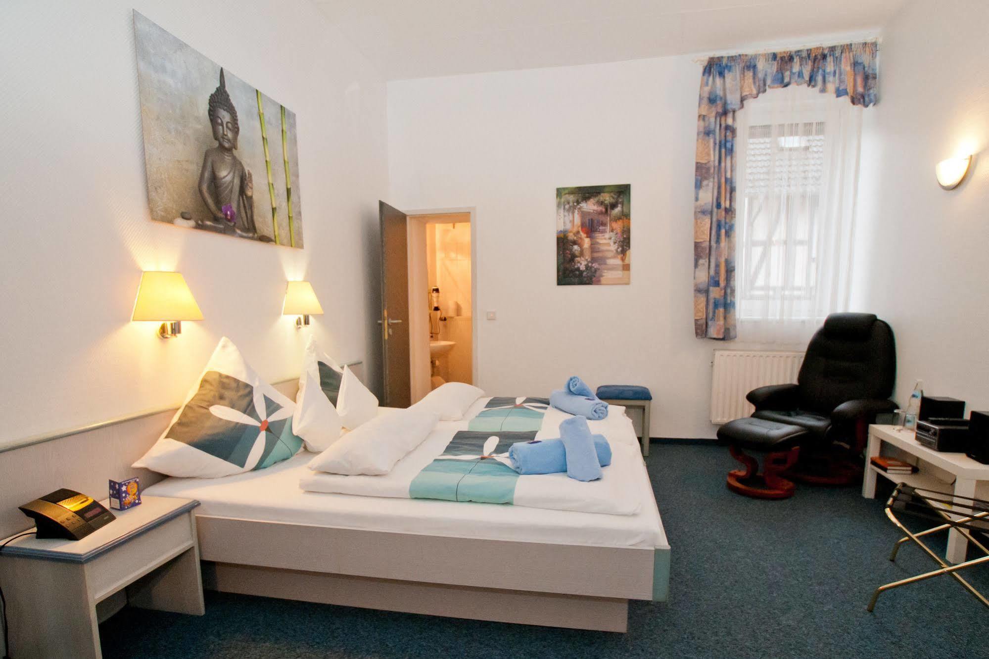 Landgasthaus Bonn Baunatal Bagian luar foto