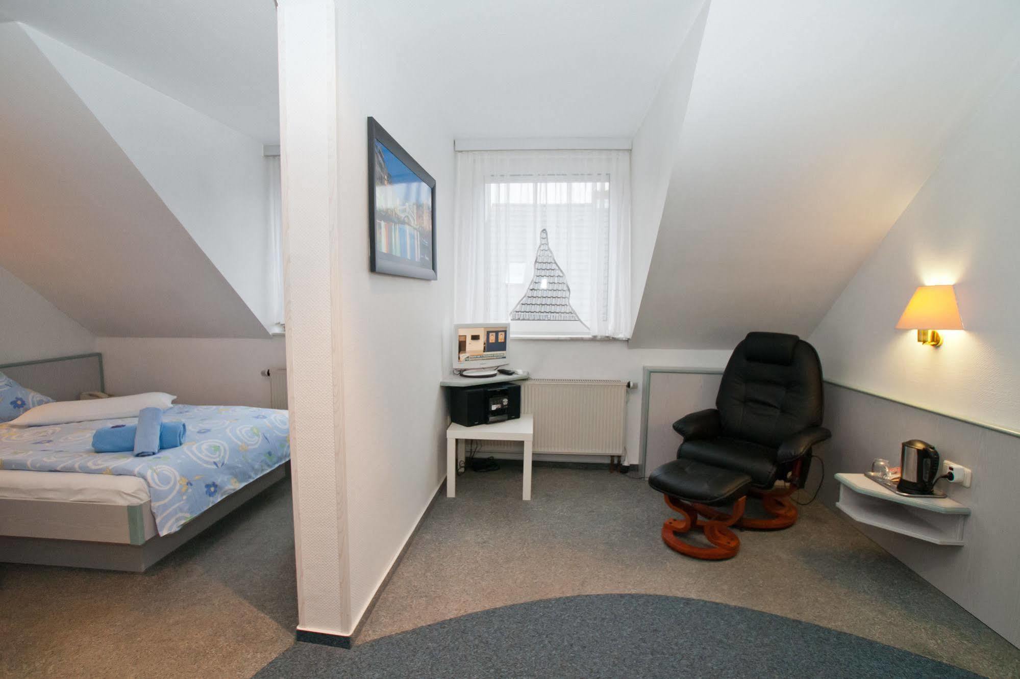 Landgasthaus Bonn Baunatal Bagian luar foto